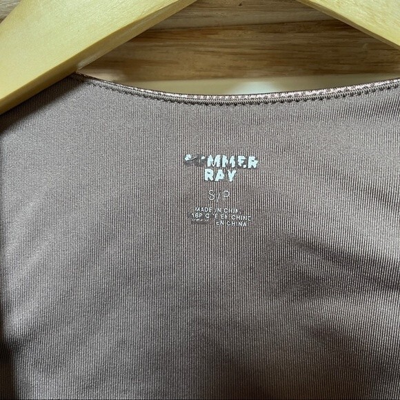 Sommer Ray Rose Gold Zip Front Active Sports Bra In Rose Gold Camo S - Picture 7 of 10